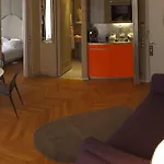 Nell Aparthotel