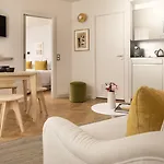 Nell Aparthotel Paris