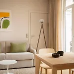 Nell 4* Paris