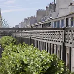 Nell 4* Paris